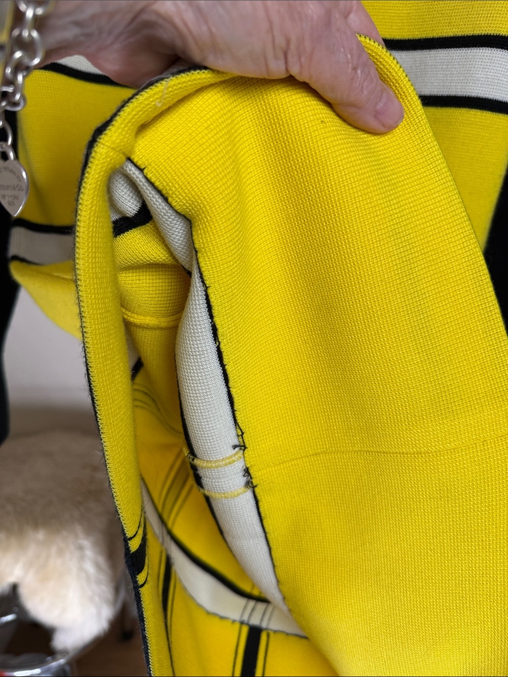 IMPORT CORNER *VINTAGE* Plaid Yellow & Black - Picture 5 of 5